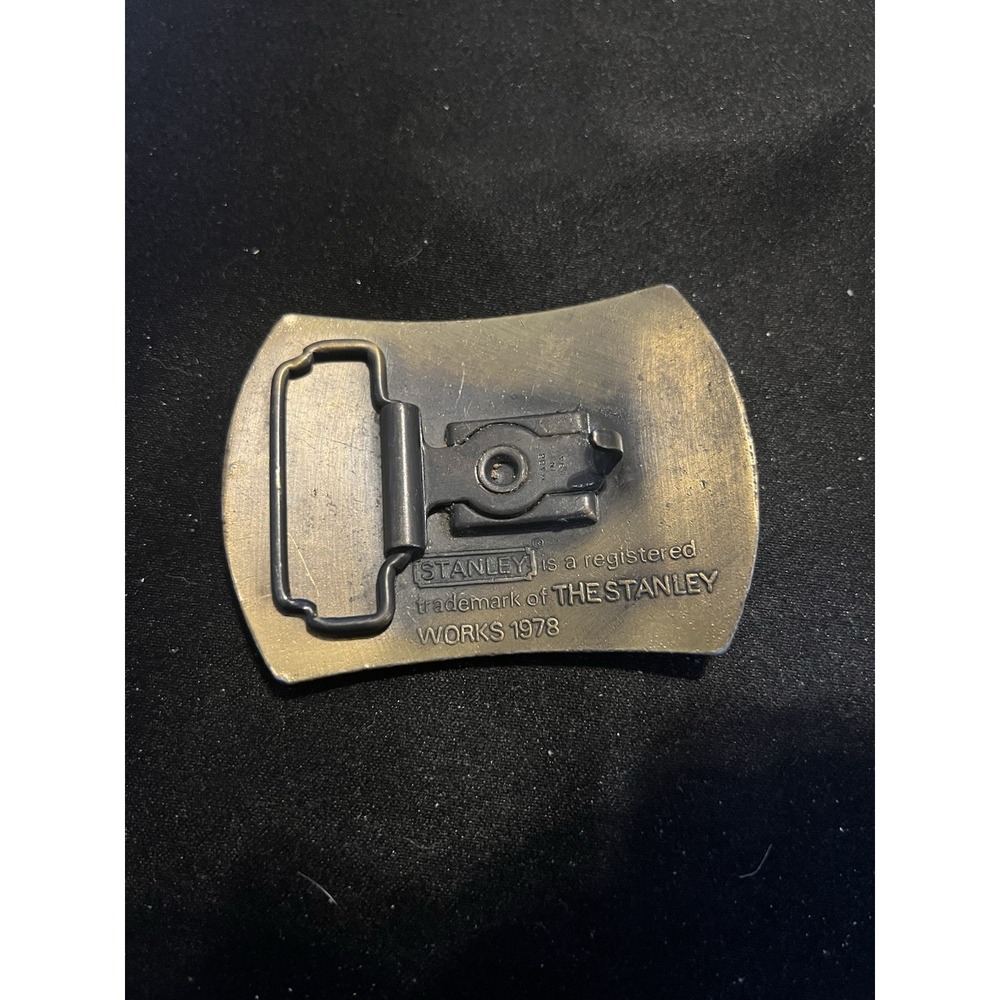 Vintage 1978 Stanley Tools Belt Buckle Brass Tone Metal Logo Workwear Hardware - Picture 2 of 2